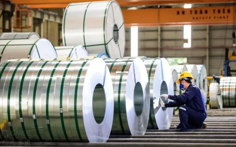 Silicon-Steel-Coils-in-Factory