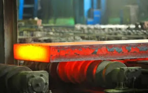 Rodamiento en caliente de acero de silicio orientado a grano.